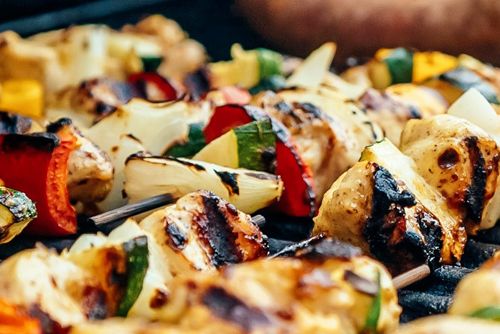 Réussir l’organisation d’un barbecue d’entreprise