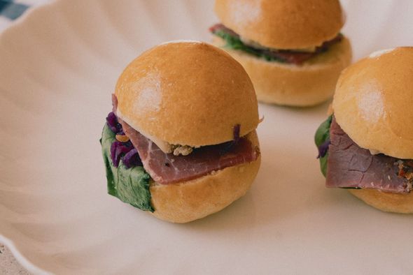 Plateau de 40 Burgers pastrami & Tomme de Savoie