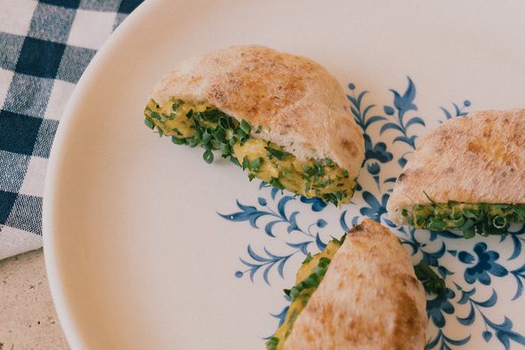 Plateau de 40 pitas effiloché de poulet au curry