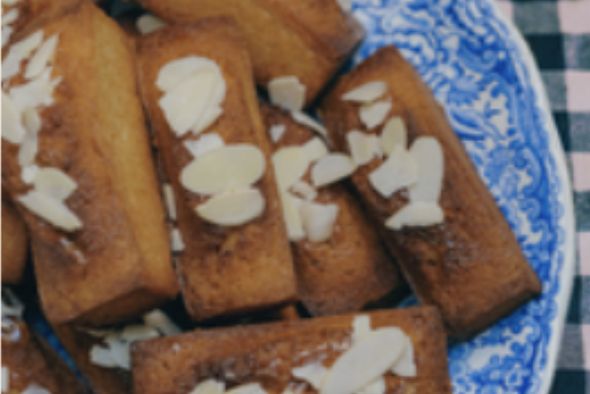 Plateau de 40 mini financiers