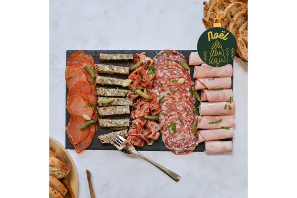 Planche de charcuterie de Noël