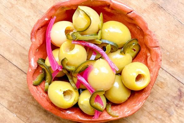 Olives Gordal – Jalapeños rouges – Ail