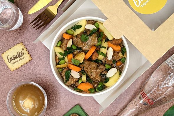 Plateau repas Tajine d’agneau aux pruneaux