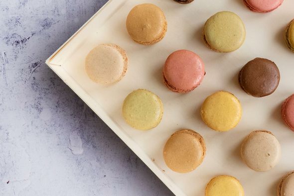 Plateau de macarons, 16 pièces