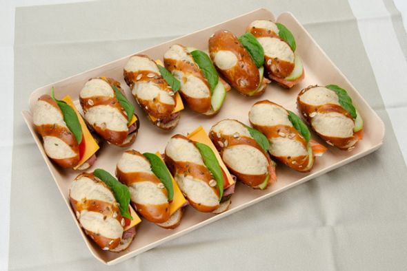 Plateau de 12 bretzels poisson