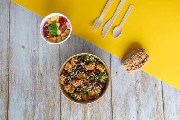 Lunchbox salade quinoa butternut cranberry amandes