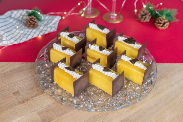 8 Bûchette passion, gingembre et cannelle