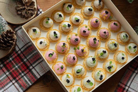 Plateau blinis de Tarama de Noël - 36 pièces