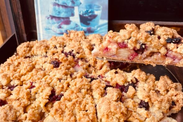 Crumble Pommes Fruits Rouges - 10 personnes