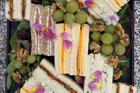 Sélection de Finger Sandwich x18 pièces