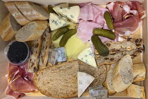 Plateau Fromage et Charcuterie (10 personne)