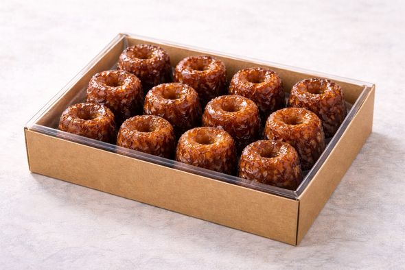 Boite de 12 canelés