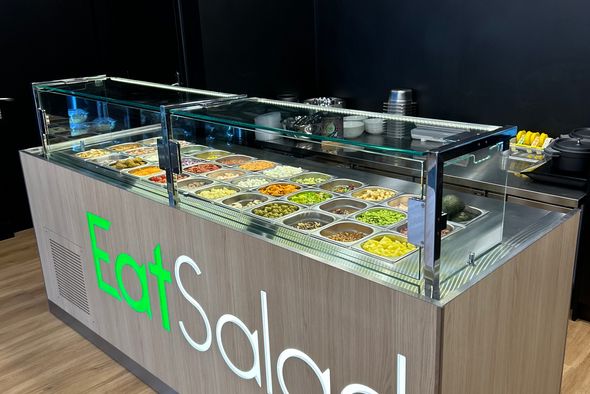 Bar à salade avec service 4 ingrédient + Boisson