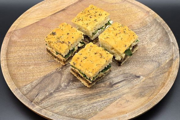 Plateau de 16 focaccia veggie