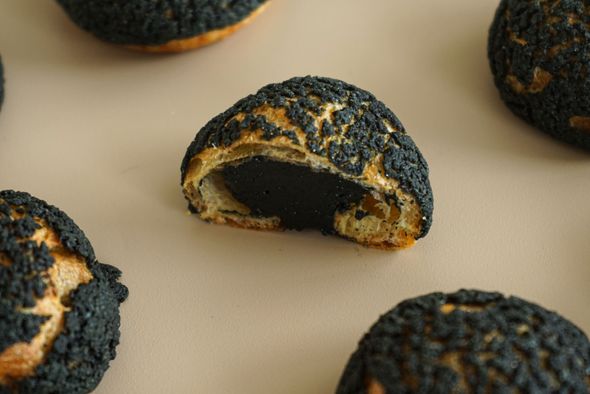 Plateau de 20 choux sésame noir