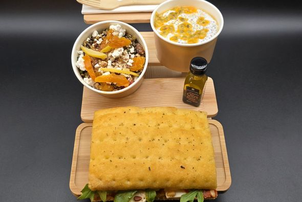 Lunchbag : Entrée, focaccia & dessert - Speck