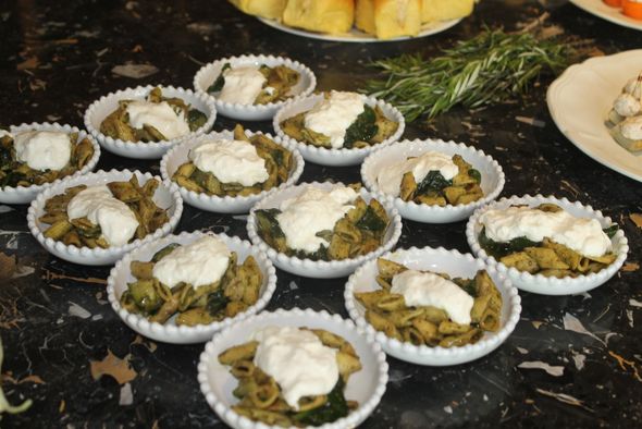 Plateau de 12 cocottes froides - penne pesto