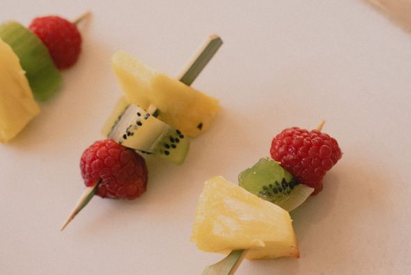Plateau de 40 Brochettes de fruits frais