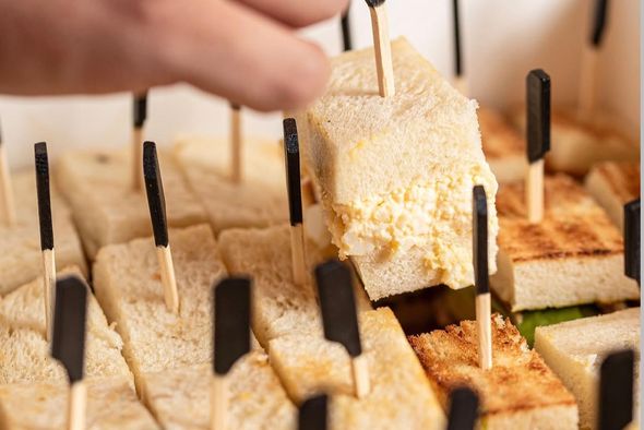 Tamago Sando 20 pièces (Coffret sando coupé en 6)