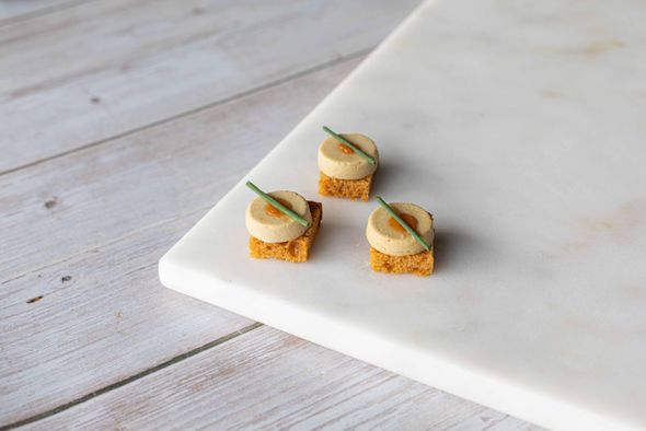 30 Canapés foie gras et pain d’épices