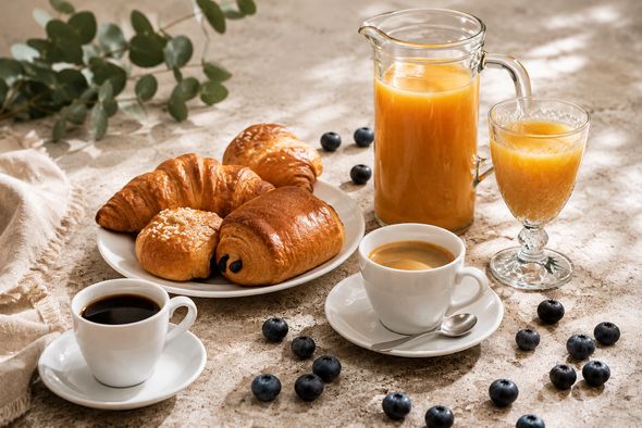 Formule(s) petit déjeuner 10 convives double café