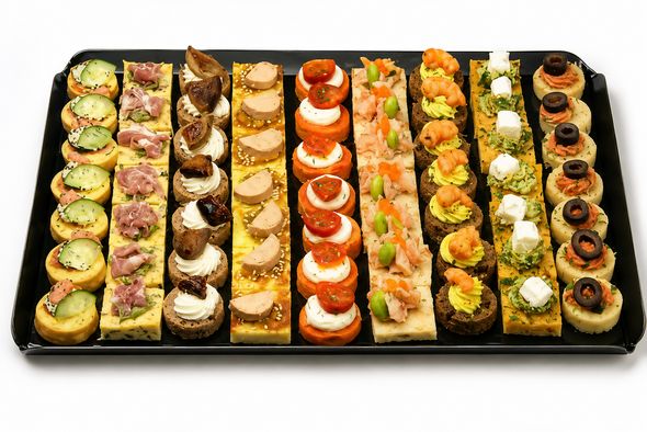 Mini Canapés tour du monde (63 pièces)