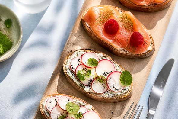 Petits fours gamme supérieure terre/mer 40 pièces