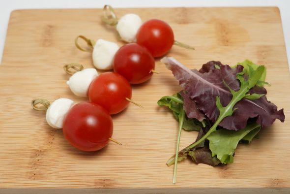 PICS TOMATE ET MOZZARELLA