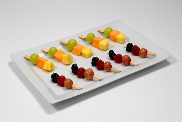 Plateau Brochette de fruits 12 pièces