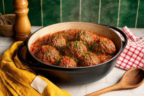 Boulettes de bœuf, sauce tomate